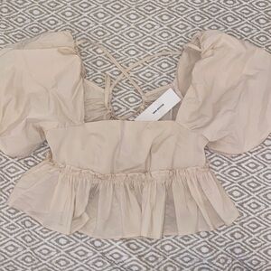 NWT urban outfitters Kimchi Blue Puff Sleeve Tie Back Cropped Shirt